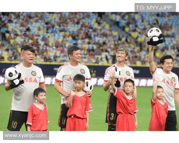 足球明星与大爷的幽默瞬间大集合精彩图片分享